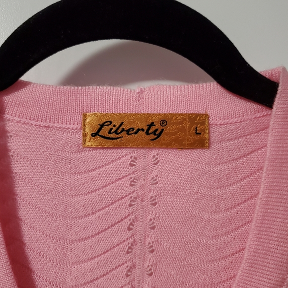 Pink sweater - Picture 3 of 3